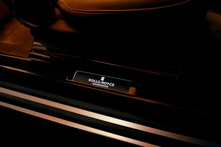 Một số thay đổi trên Rolls-Royce Phantom phiên bản mới - 21 Một số thay đổi trên Rolls-Royce Phantom phiên bản mới