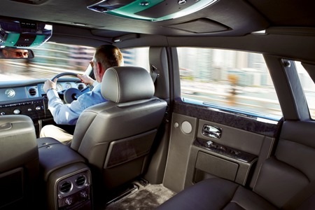 Một số thay đổi trên Rolls-Royce Phantom phiên bản mới - 9 Một số thay đổi trên Rolls-Royce Phantom phiên bản mới