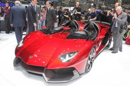 Lamborghini Aventador J - Hàng độc, giá “khủng” - 7 Lamborghini Aventador J - Hàng độc, giá “khủng”