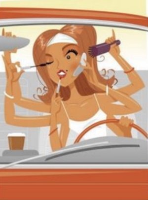 Kinh nghiệm lái xe an toàn cho phái đẹp - 1 Kinh nghiệm lái xe an toàn cho phái đẹp