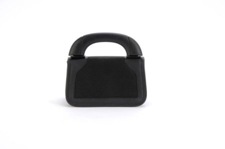 Bộ sưu tập túi làm từ “đồ bỏ” của xe Mini - 4 Bộ sưu tập túi làm từ “đồ bỏ” của xe Mini