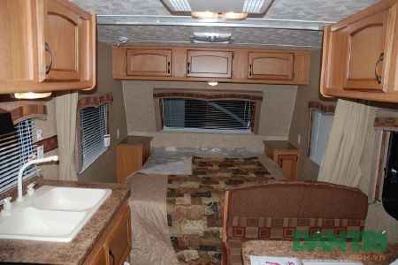 Khám phá những chiếc xe camping tiện nghi - 11 Khám phá những chiếc xe camping tiện nghi