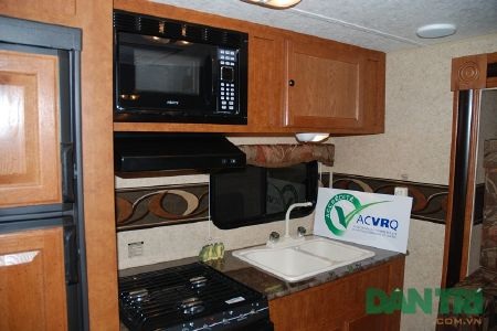 Khám phá những chiếc xe camping tiện nghi - 5 Khám phá những chiếc xe camping tiện nghi