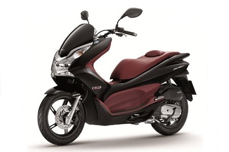 Honda giới thiệu xe PCX phiên bản mới - 1 Honda giới thiệu xe PCX phiên bản mới