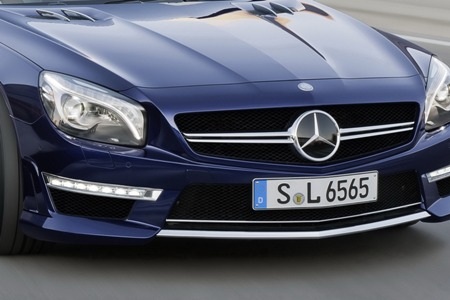 Mercedes SL65 AMG phiên bản mới mạnh mẽ hơn - 5 Mercedes SL65 AMG phiên bản mới mạnh mẽ hơn