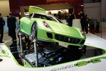 Ferrari chọn công nghệ hybrid cho tương lai - 2 Ferrari chọn công nghệ hybrid cho tương lai