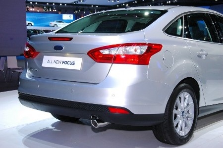 Ford Focus thế hệ mới vẫn dùng động cơ Duratec - 11 Ford Focus thế hệ mới vẫn dùng động cơ Duratec