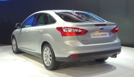 Ford Focus thế hệ mới vẫn dùng động cơ Duratec - 10 Ford Focus thế hệ mới vẫn dùng động cơ Duratec
