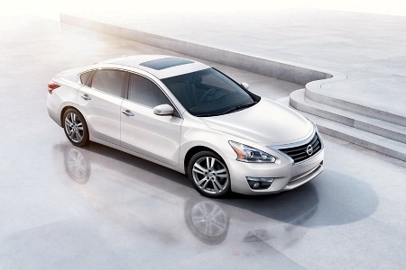 Lộ diện Nissan Altima thế hệ mới - 2 Lộ diện Nissan Altima thế hệ mới