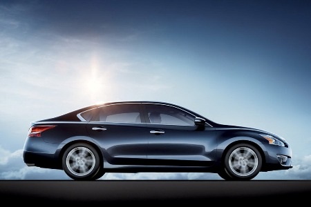 Lộ diện Nissan Altima thế hệ mới - 3 Lộ diện Nissan Altima thế hệ mới