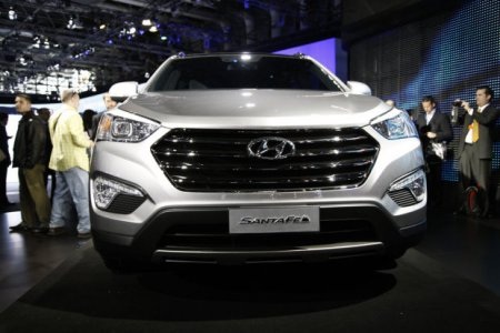 Xe Santa Fe thế hệ mới có cả bản 5 chỗ và 7 chỗ - 15 Xe Santa Fe thế hệ mới có cả bản 5 chỗ và 7 chỗ
