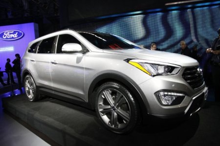 Xe Santa Fe thế hệ mới có cả bản 5 chỗ và 7 chỗ - 14 Xe Santa Fe thế hệ mới có cả bản 5 chỗ và 7 chỗ
