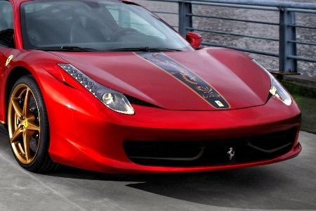 Ferrari giới thiệu xe 458 Italia mang hình rồng - 3 Ferrari giới thiệu xe 458 Italia mang hình rồng