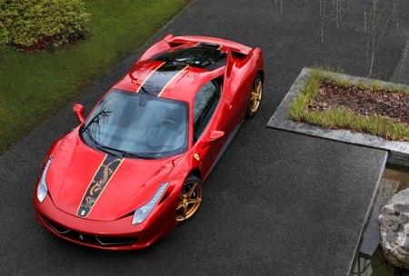 Ferrari giới thiệu xe 458 Italia mang hình rồng - 5 Ferrari giới thiệu xe 458 Italia mang hình rồng