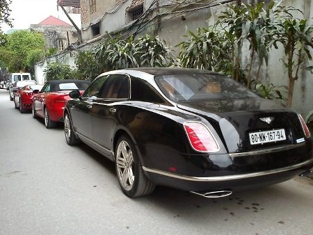 Đoàn siêu xe rước dâu ở Hà Nội - 2 Đoàn siêu xe rước dâu ở Hà Nội