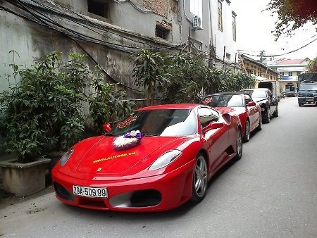 Đoàn siêu xe rước dâu ở Hà Nội - 4 Đoàn siêu xe rước dâu ở Hà Nội