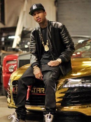 Ngắm siêu xe mạ vàng của rapper mang dòng máu Việt - 7 Ngắm siêu xe mạ vàng của rapper mang dòng máu Việt
