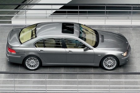 Mỹ điều tra an toàn đối với xe BMW 7-Series 