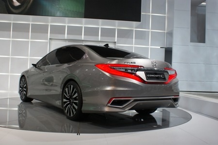 Honda trình làng hai mẫu xe mới - 6 Honda trình làng hai mẫu xe mới