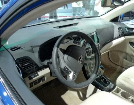 BYD F3 thế hệ mới bớt giống Toyota Corolla