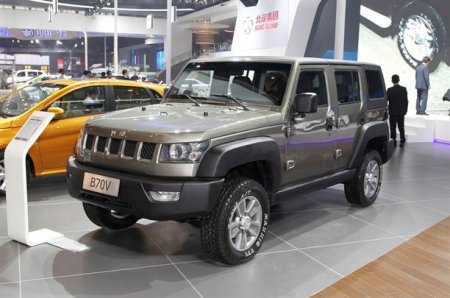 Hàng “nhái” tại Triển lãm ôtô Trung Quốc 2012 - 11 Hàng “nhái” tại Triển lãm ôtô Trung Quốc 2012