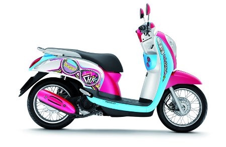 Xe Honda Scoopy phiên bản 2013 có nhiều thay đổi - 6 Xe Honda Scoopy phiên bản 2013 có nhiều thay đổi