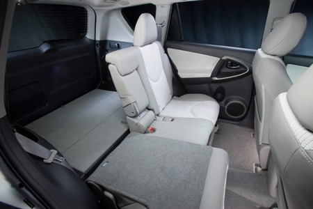 Toyota trình làng xe RAV4 phiên bản chạy điện - 11 Toyota trình làng xe RAV4 phiên bản chạy điện
