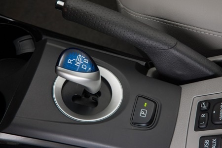 Toyota trình làng xe RAV4 phiên bản chạy điện - 7 Toyota trình làng xe RAV4 phiên bản chạy điện