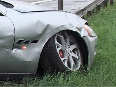 Đoạn đường khắc tinh của siêu xe