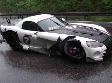 Đoạn đường khắc tinh của siêu xe