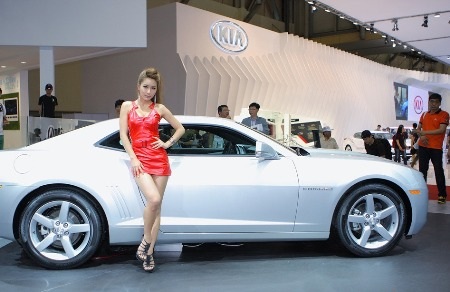 Ngọt ngào nhan sắc tại Triển lãm ô tô Busan 2012