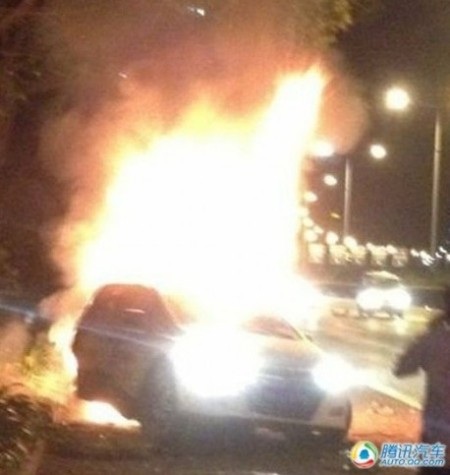 Cháy xe BYD chạy điện, ba người thiệt mạng