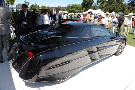 Kết cấu bằng sợi carbon giúp xe X-1 có được trọng lượng chỉ 1.400kg