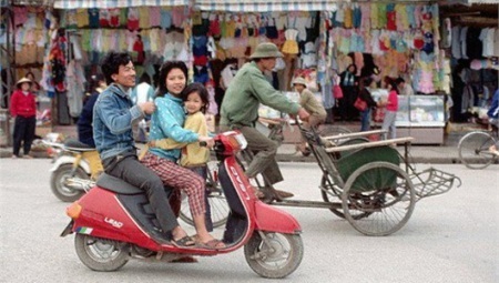 Những năm 90, người Hà Nội đi xe gì? - 13 Lead của những năm 90
