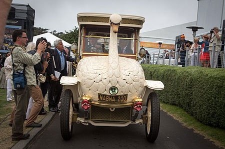 Một chiếc xe thiên nga khác: 1910 Brooke 20/30 HP Swan Car (Ảnh: Jay Leno’s Garage)