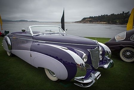 1948 Cadillac Series 62 Saoutchik Cabriolet (Ảnh: Jay Leno’s Garage)