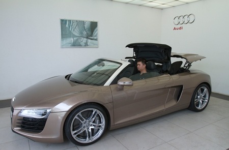 Mui xe có khả năng đóng/mở trong vòng 20 giây