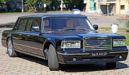 ZIL trình làng xe limousine hạng nặng - 1 ZIL trình làng xe limousine “hạng nặng”