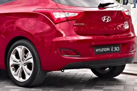 Hyundai giới thiệu xe i30 phiên bản hatchback 3 cửa - 4 Nhật Minh