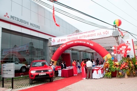 Mitsubishi mở thêm đại lý 3S tại Hà Nội, khuyến mại lớn - 1 Mitsubishi mở thêm đại lý 3S tại Hà Nội, khuyến mại đặc biệt