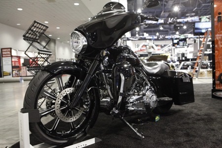 Mô-tô “khủng” tại Triển lãm xe độ SEMA 2012 - 2 Triển lãm xe độ SEMA 2012 diễn ra từ ngày 30/10 đến 2/11 tại