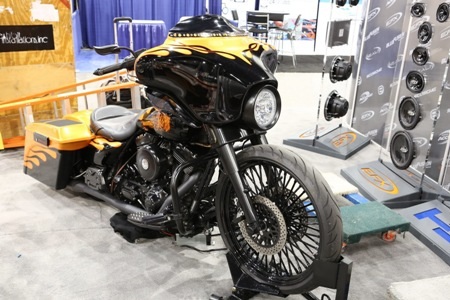 Mô-tô “khủng” tại Triển lãm xe độ SEMA 2012 - 16 Triển lãm xe độ SEMA 2012 đã diễn ra từ ngày 30/10 đến 2/11 tại