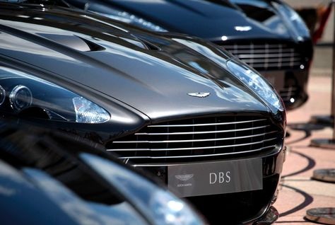 Hãng xe Ấn Độ muốn nắm 50% quyền kiểm soát Aston Martin - 1 Hãng xe Ấn Độ muốn nắm 50% quyền kiểm soát Aston Martin