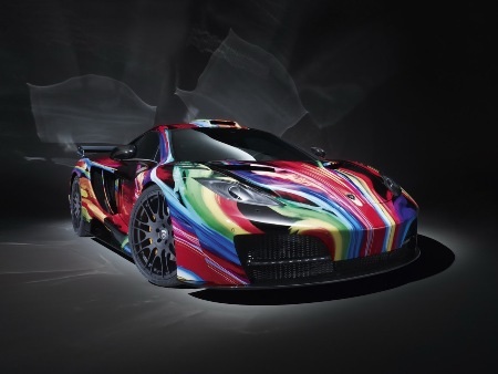 Siêu xe McLaren MP4-12C bảy sắc cầu vồng - 1 Siêu xe McLaren MP4-12C bảy sắc cầu vồng