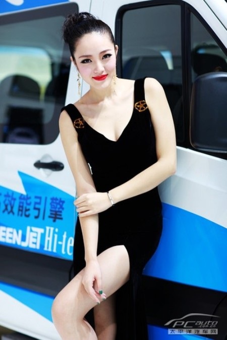 Ngắm người đẹp tại Triển lãm ô tô Quảng Châu - 10 Nhật Minh