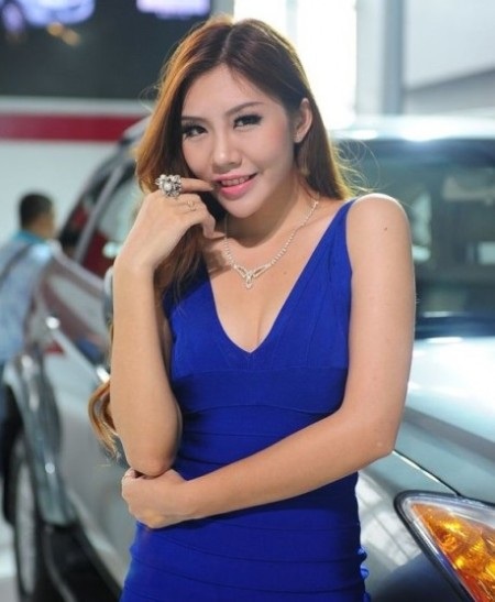 Ngắm người đẹp tại Triển lãm ô tô Quảng Châu - 11 Nhật Minh