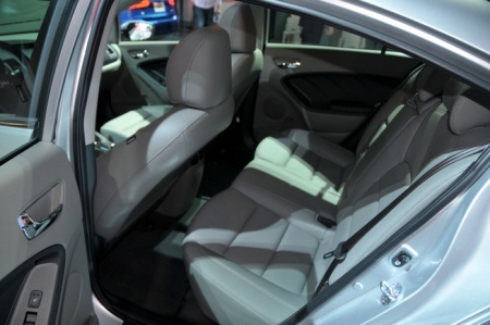 Động cơ 1.8 và 2.0 cho xe Kia Forte thế hệ mới - 11 Nhật Minh