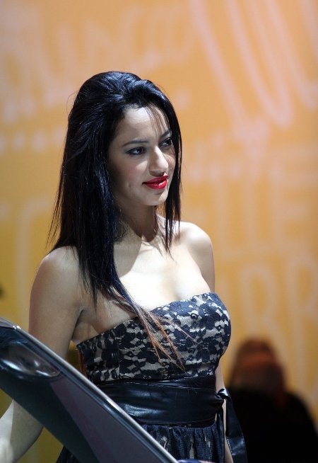 Ngọt ngào người mẫu Triển lãm ô tô Bologna 2012 - 14 Triển lãm ô tô Bologna 2012 diễn ra từ ngày 7-16/12 tại