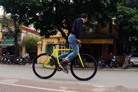 Thú chơi xe đạp fixie - 11 Bánh sau sẽ rê trên mặt đất (drift)
