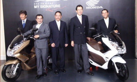 PCX từng làm mưa làm gió trên thị trường nhưng hiện đang là “gánh nặng” cho các HEAD vì ế ẩm